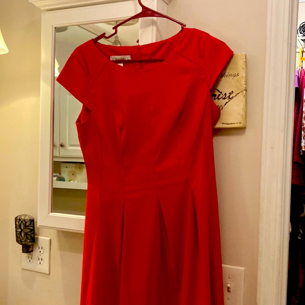 This is beautiful to wear to work, church, wedding!